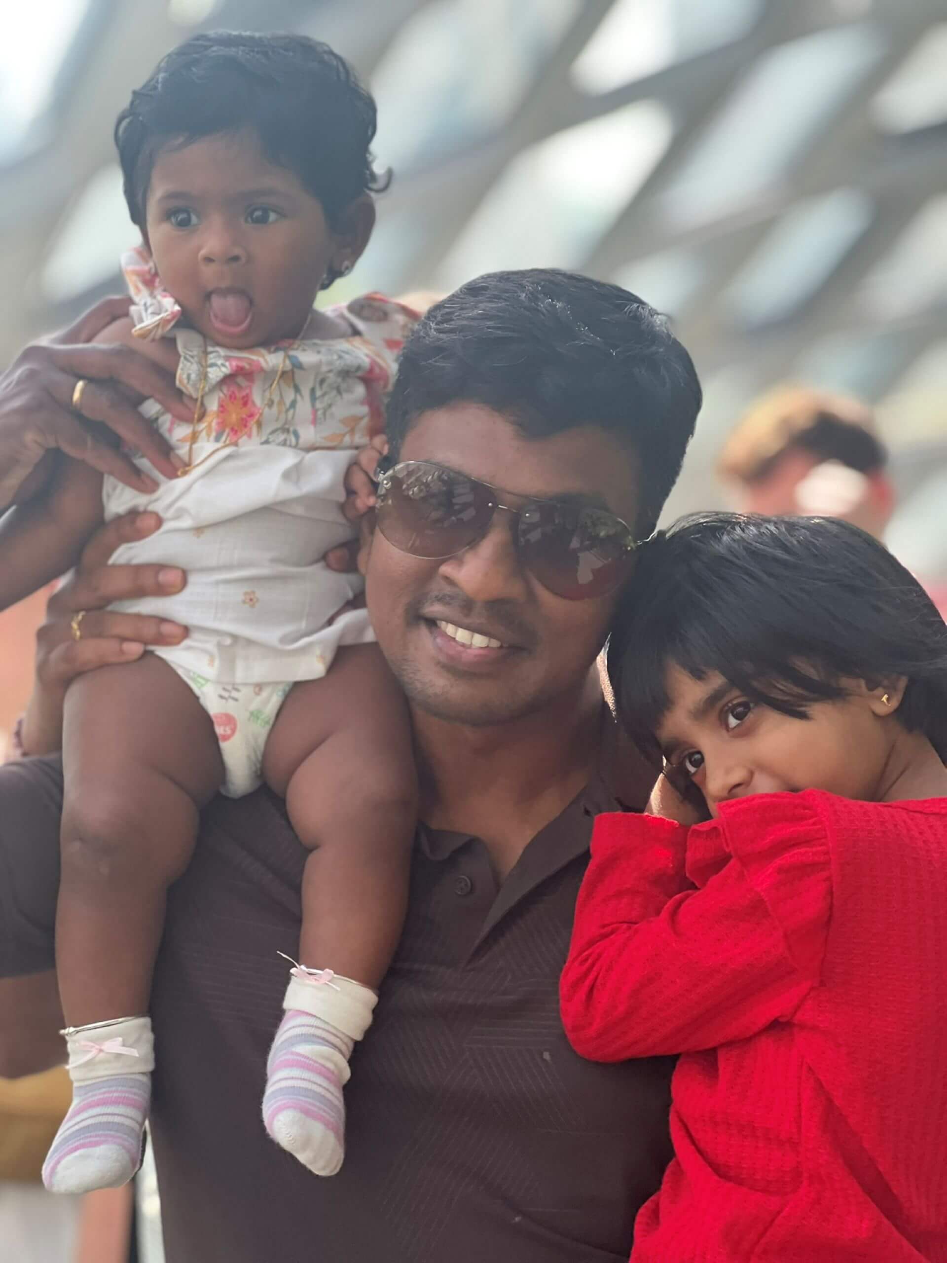Candid family photography Singapore by Snap Friend SG